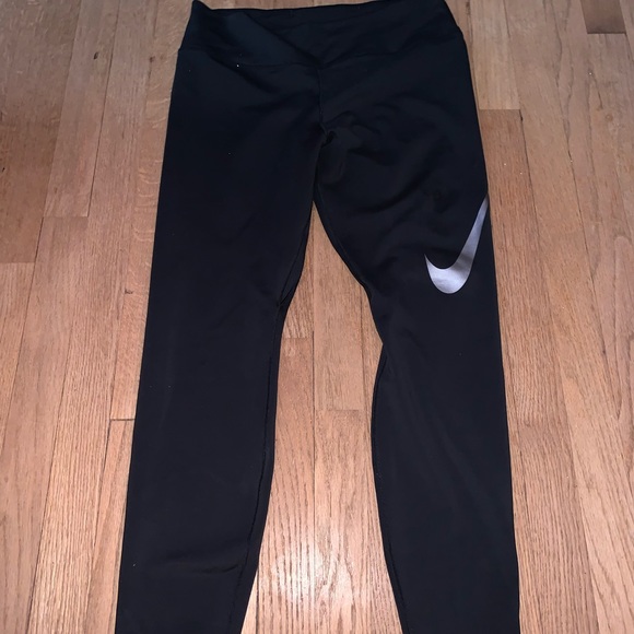 Nike Pants - Nike Dri-Fit Legging